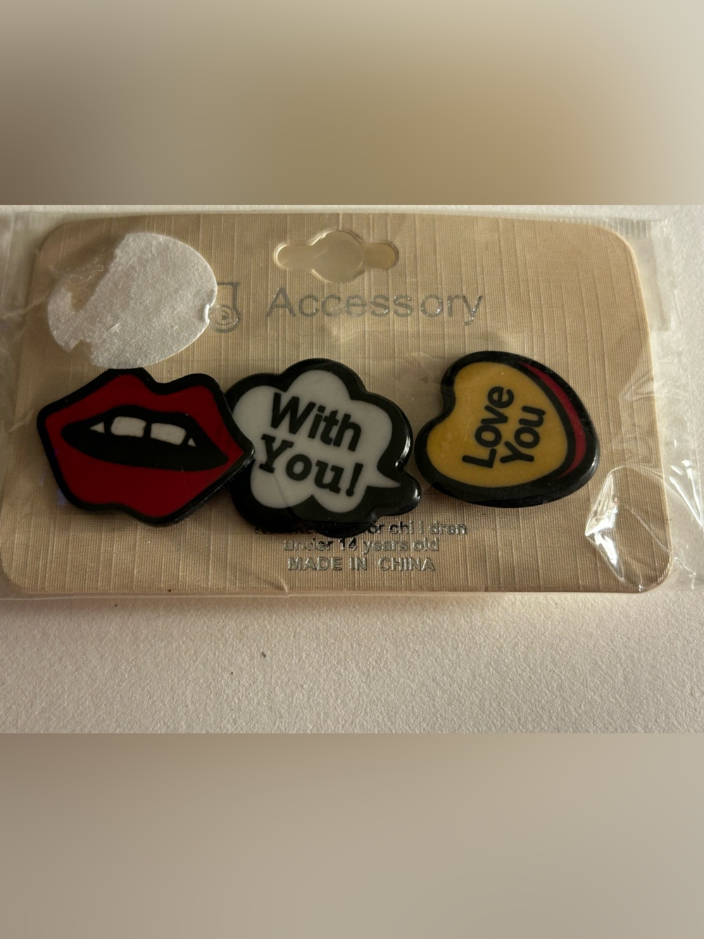 ADD 1 💰FREE/BUNDLE of 2: NWT “Love, Lips, With You” 3 tack pins